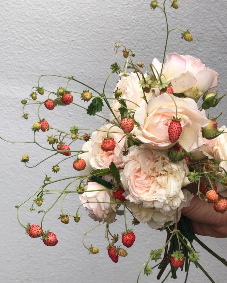 Sunset Harmony: Vibrant Summer Blooms Mix